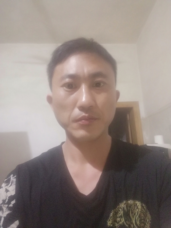 真爱无悔的第一张照片--平顶山相亲服务中心