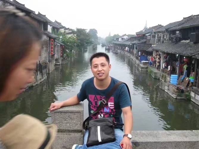 雪糕冰激凌的第一张照片--平顶山相亲服务中心