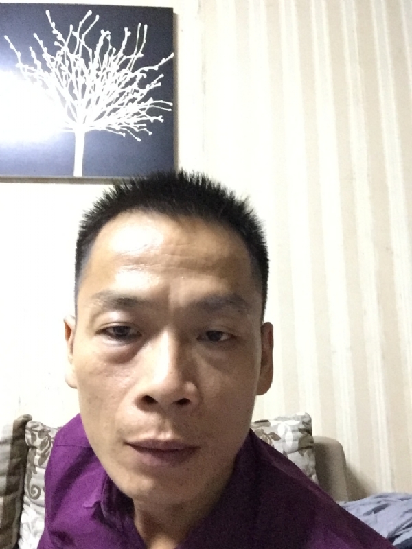 alongzhe的第一张照片--平顶山相亲服务中心