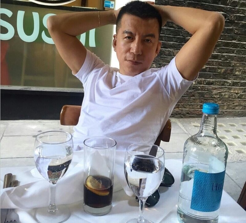 不忘初心的第一张照片--平顶山相亲服务中心