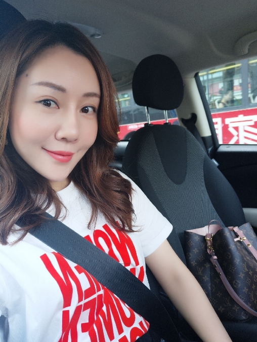 娜娜的第二张照片--平顶山相亲服务中心