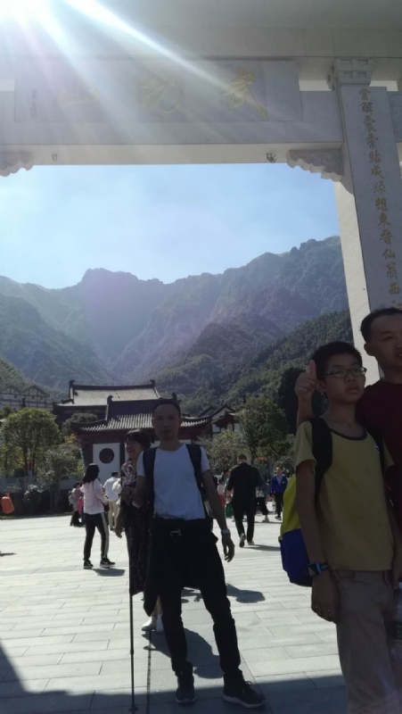 蓝天的第二张照片--平顶山相亲服务中心