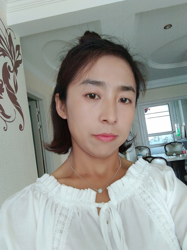 柠檬的第一张照片--平顶山相亲服务中心