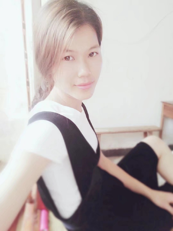 婷婷的第一张照片--平顶山相亲服务中心