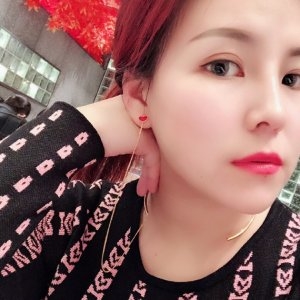 薇薇的第一张照片--平顶山相亲服务中心