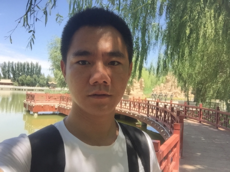 一见倾心的第一张照片--平顶山相亲服务中心