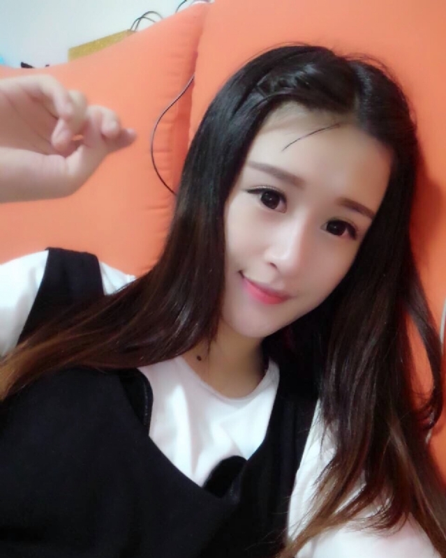 花开的季节的第一张照片--平顶山相亲服务中心