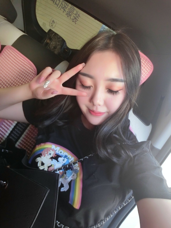 佳怡的第四张照片--平顶山相亲服务中心