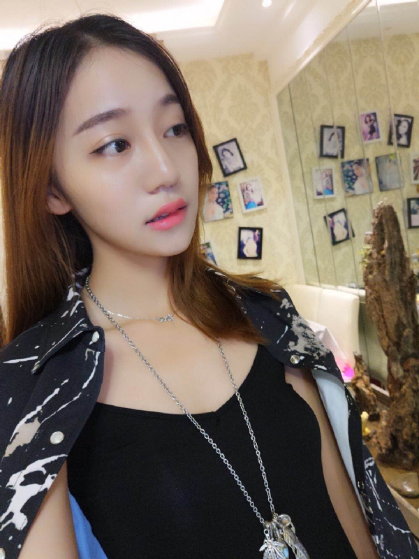 凉兮的第一张照片--平顶山相亲服务中心