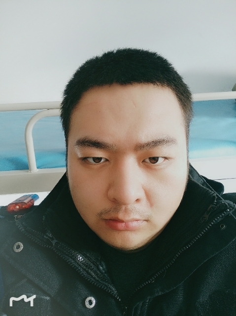 负重前行的第一张照片--平顶山相亲服务中心