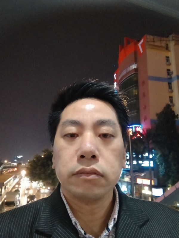 寻找真爱的第一张照片--平顶山相亲服务中心