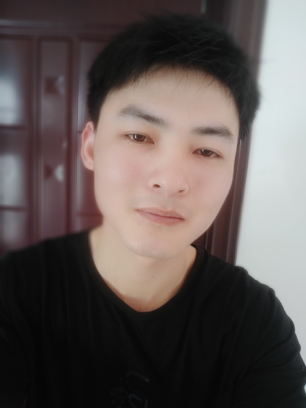 小情绪)っ的第一张照片--平顶山相亲服务中心