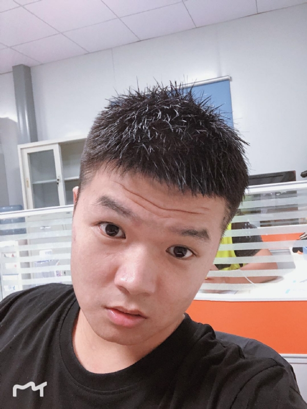 不忘初心的第一张照片--平顶山相亲服务中心