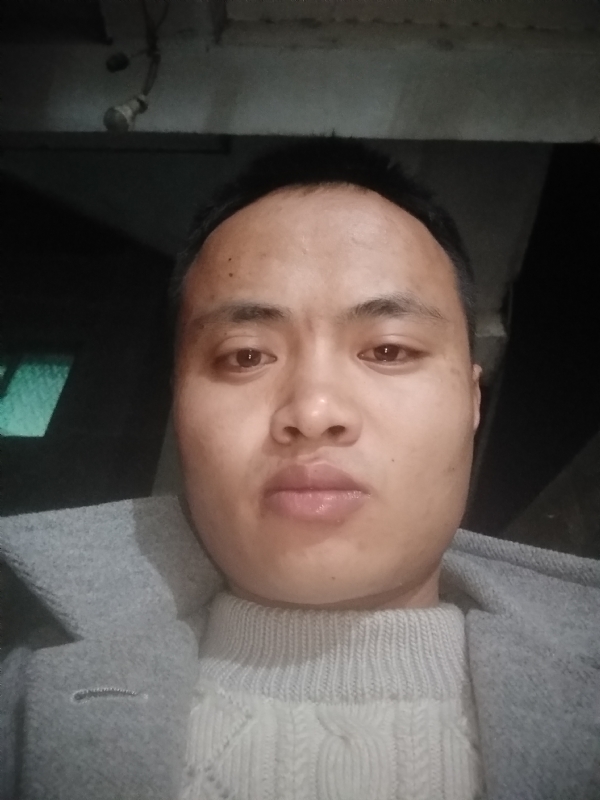 小磊的第一张照片--平顶山相亲服务中心