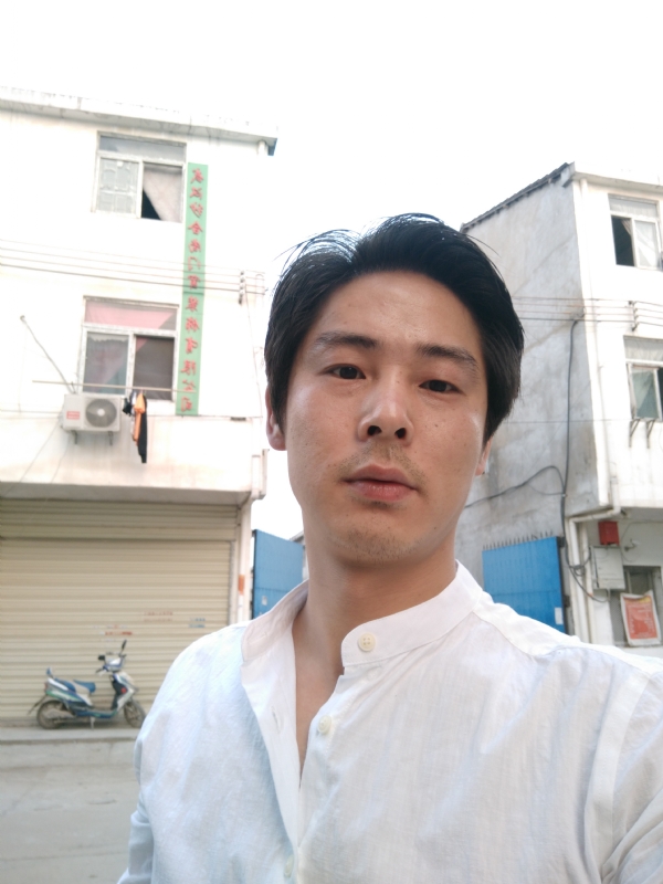 峰哥的第一张照片--平顶山相亲服务中心