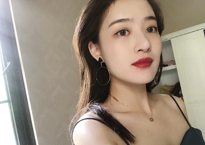 叫兔子的貓的第一张照片--平顶山相亲服务中心