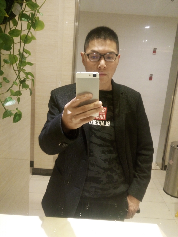 顺其自然的第一张照片--平顶山相亲服务中心