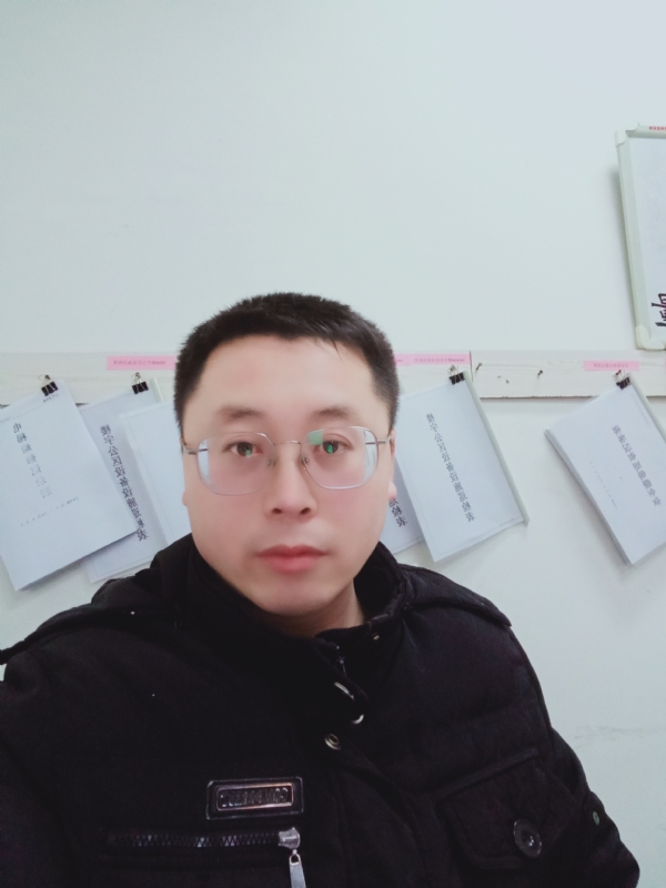 一头猪的第一张照片--平顶山相亲服务中心