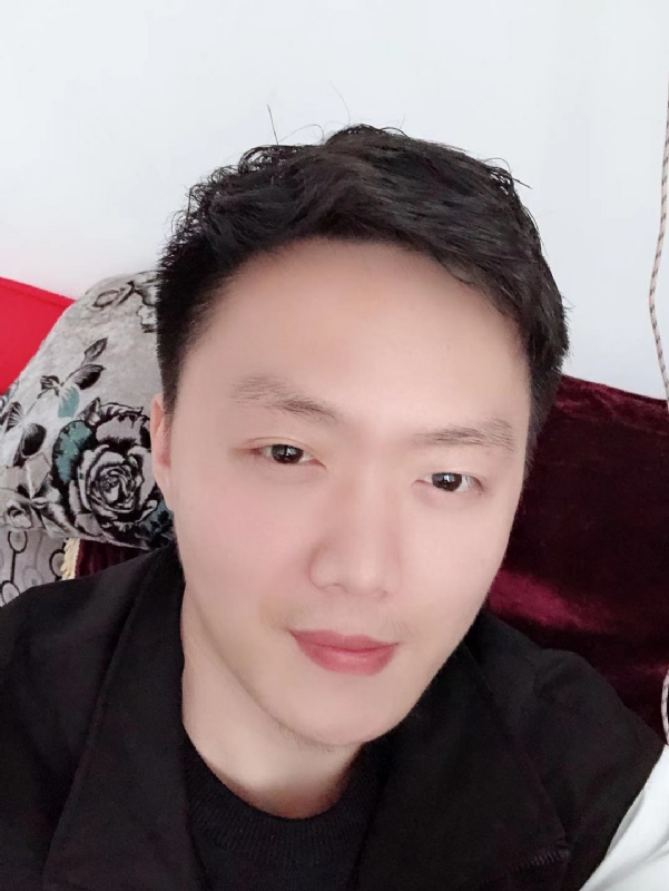 执迷的鲸鱼的第一张照片--平顶山相亲服务中心