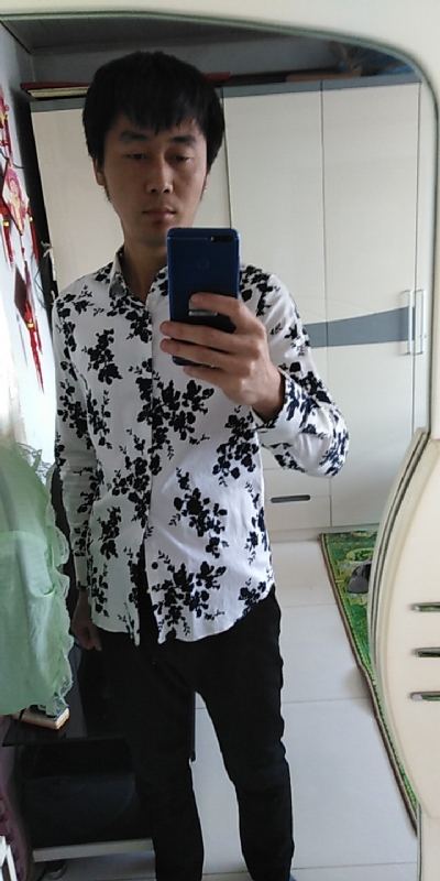 兰若寺里的书生的第一张照片--平顶山相亲服务中心