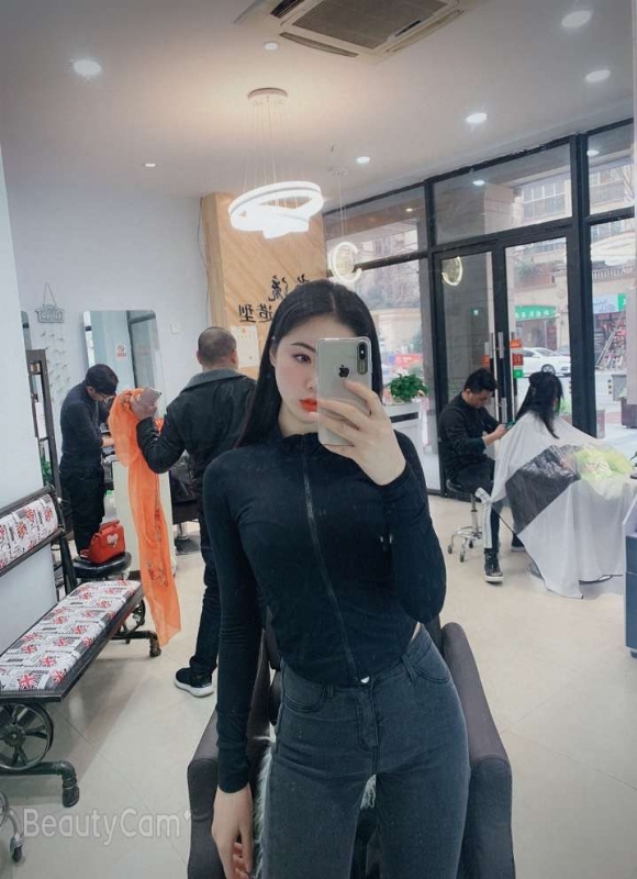 婷婷的第四张照片--平顶山相亲服务中心