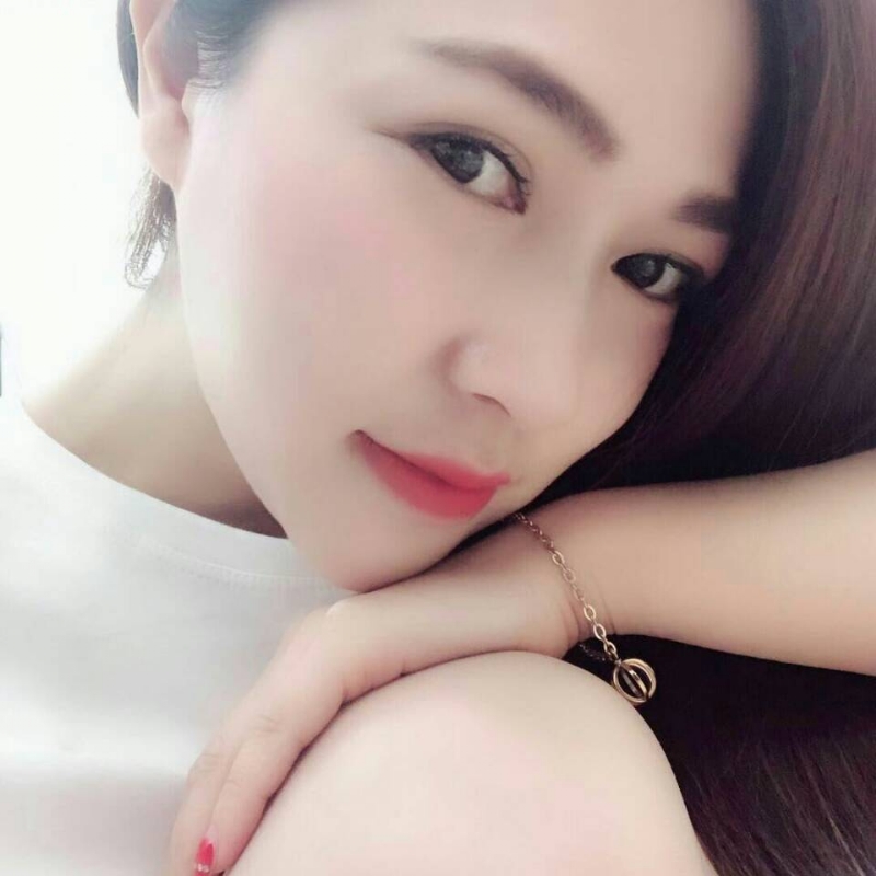 Emily的第一张照片--平顶山相亲服务中心