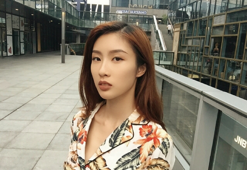 蘇悅的第四张照片--平顶山相亲服务中心