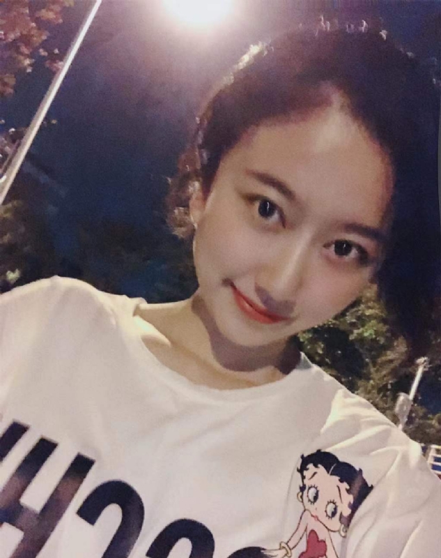 佳佳的第一张照片--平顶山相亲服务中心