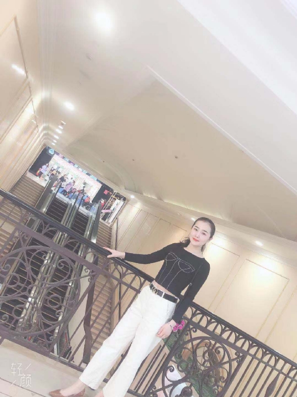 时光浅夏的第四张照片--平顶山相亲服务中心