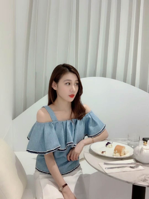 Emily的第一张照片--平顶山相亲服务中心