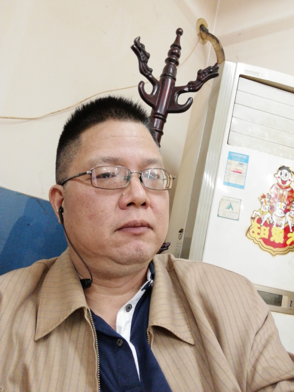 一个人的第一张照片--平顶山相亲服务中心