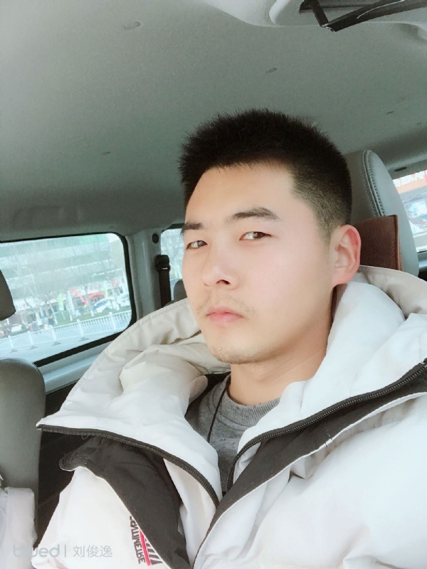 爱尽千帆的第一张照片--平顶山相亲服务中心