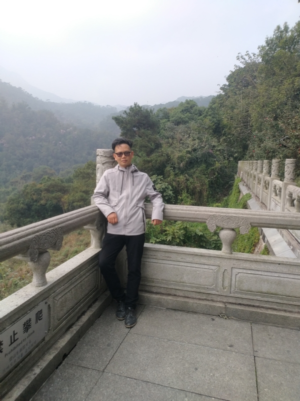 鱿鱼的第一张照片--平顶山相亲服务中心