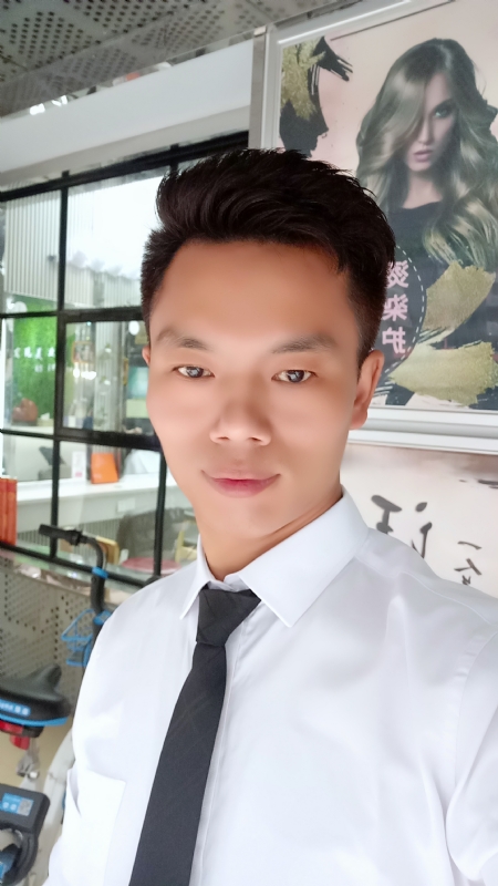 阳光男士的第一张照片--平顶山相亲服务中心