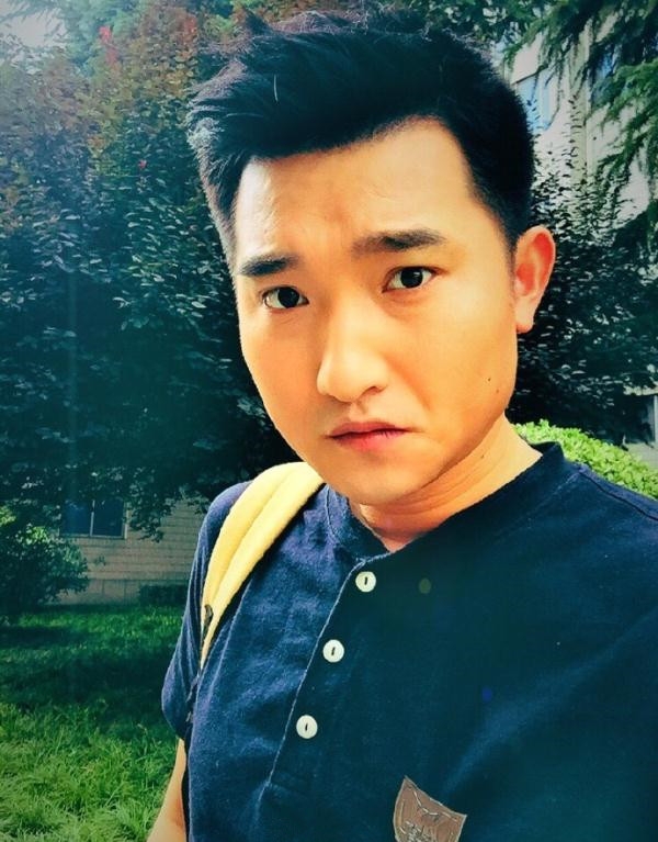 奋斗的第一张照片--平顶山相亲服务中心