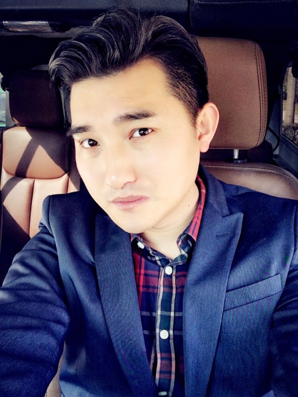 奋斗的第三张照片--平顶山相亲服务中心