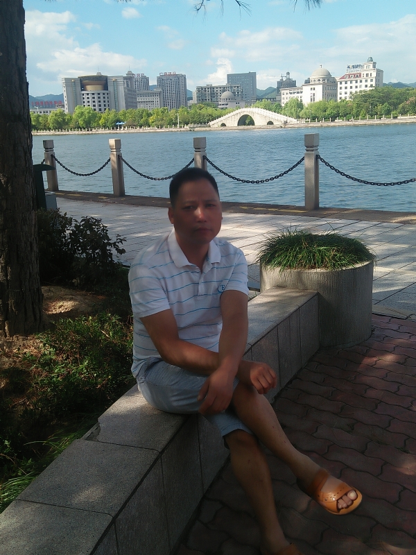 尹力的第一张照片--平顶山相亲服务中心