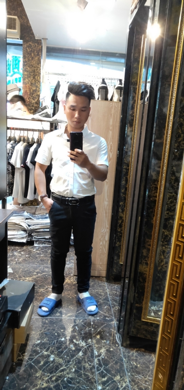 卢家福的第一张照片--平顶山相亲服务中心