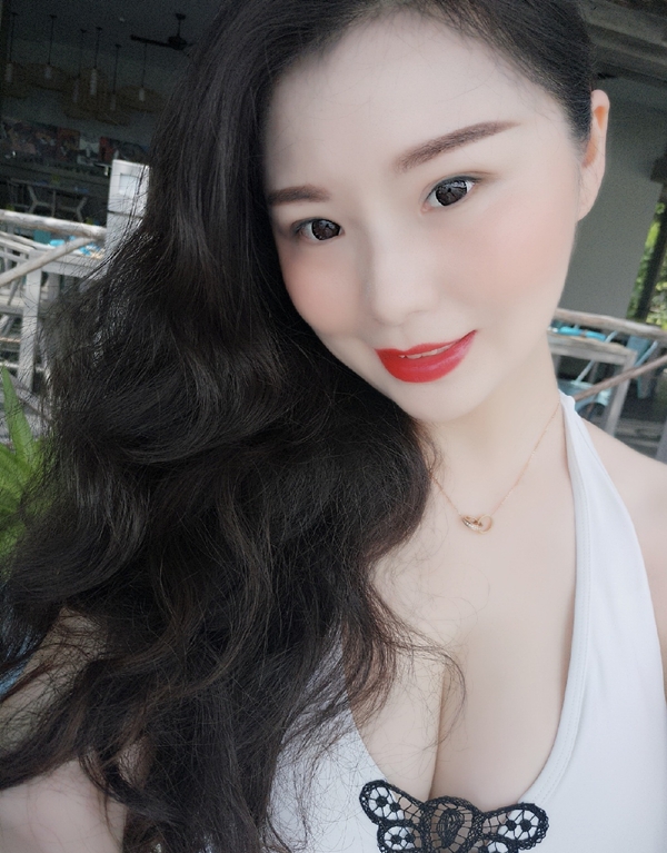 yoyo的第一张照片--平顶山相亲服务中心