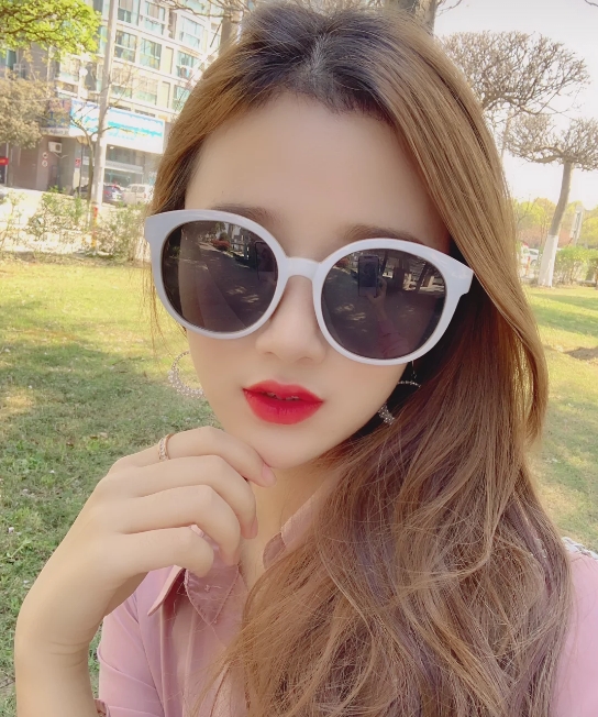 唐小小的第二张照片--平顶山相亲服务中心