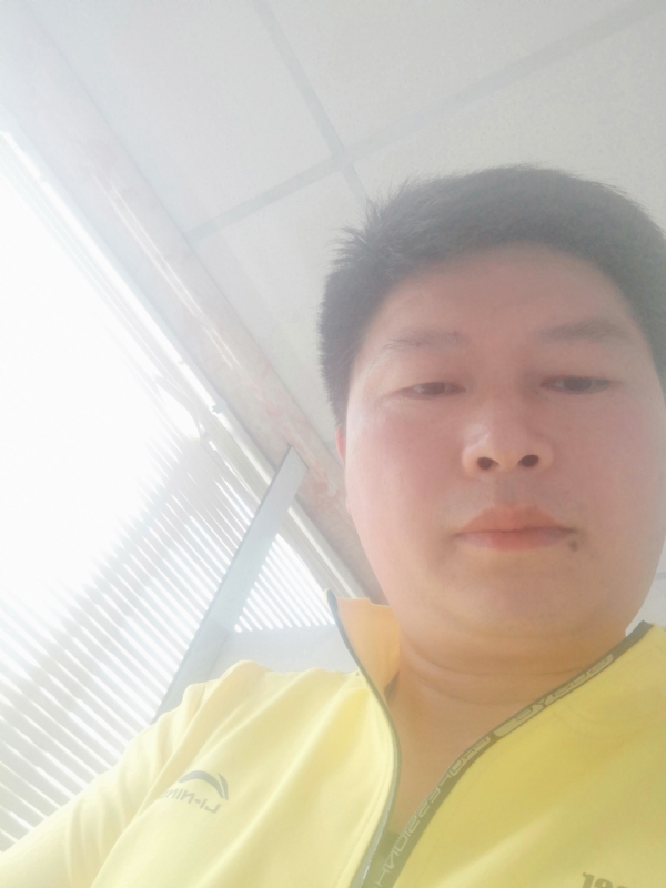 山男的第一张照片--平顶山相亲服务中心