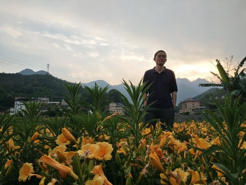 黄晓东的第一张照片--平顶山相亲服务中心