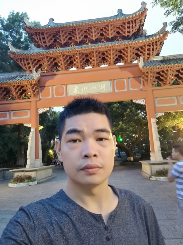 谁明浪子心的第一张照片--平顶山相亲服务中心