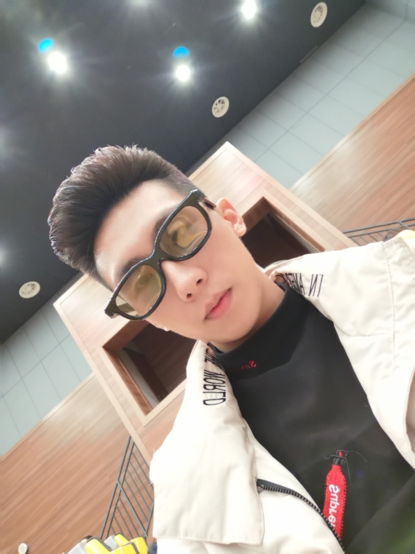 少年已不在年少的第一张照片--平顶山相亲服务中心