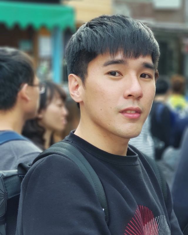 雨中孤独的第一张照片--平顶山相亲服务中心