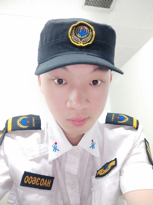 龙龙的第一张照片--平顶山相亲服务中心