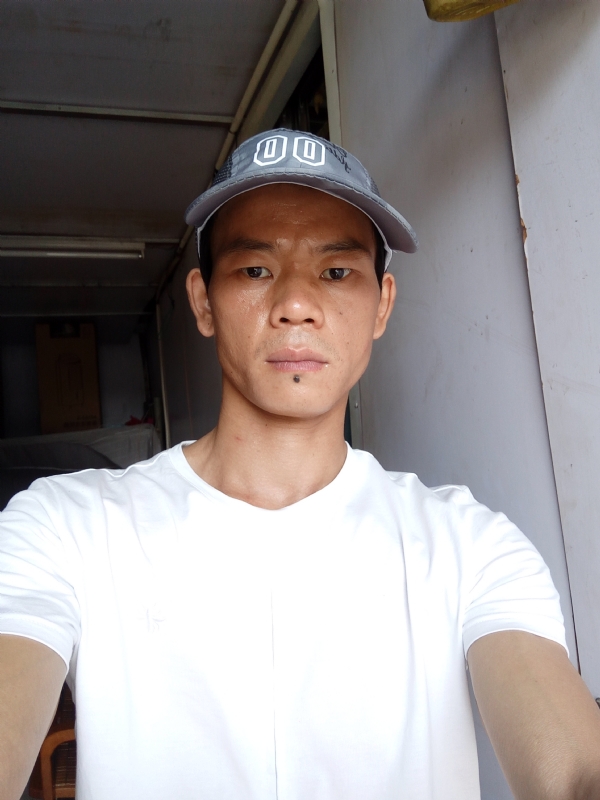 张生的第一张照片--平顶山相亲服务中心