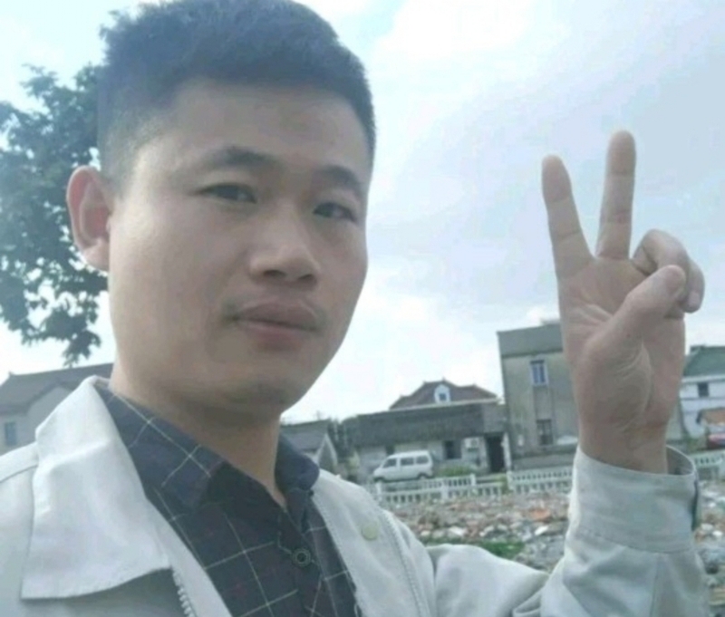 兰花的第一张照片--平顶山相亲服务中心