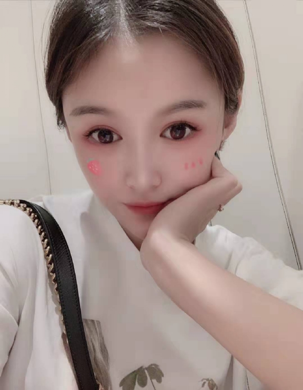 fei菲儿的第一张照片--平顶山相亲服务中心