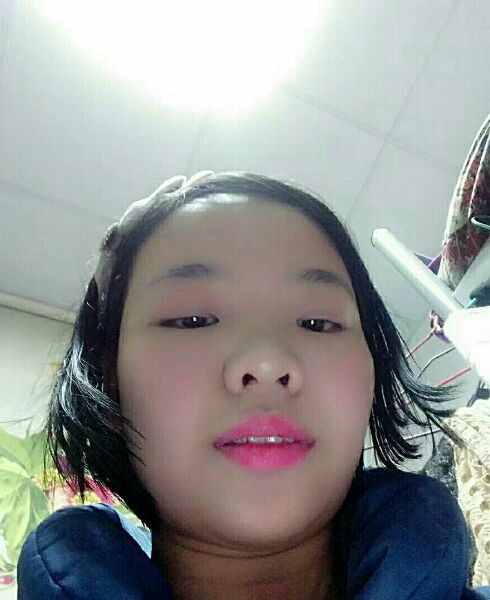 依依的第一张照片--平顶山相亲服务中心